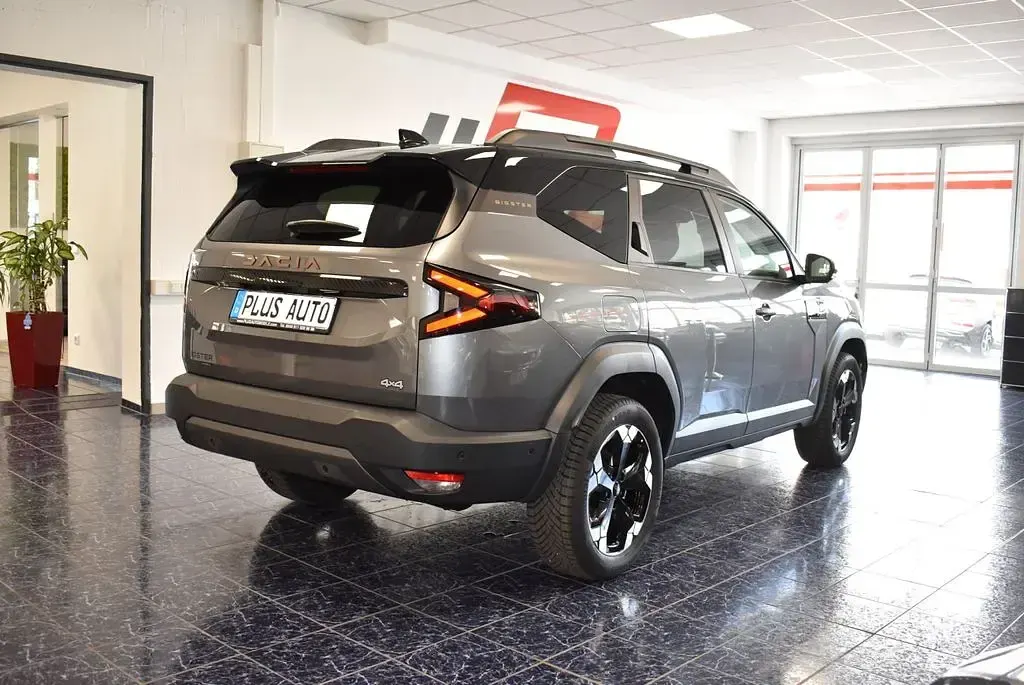 Neu Dacia Bigster Extreme 140 PS (102 kW) 2026 Grau SUV