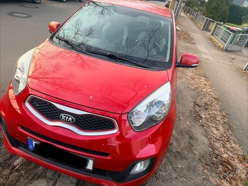 Gebraucht Kia Picanto Spirit 86 PS (63 kW) 2015 Rot Kleinwagen
