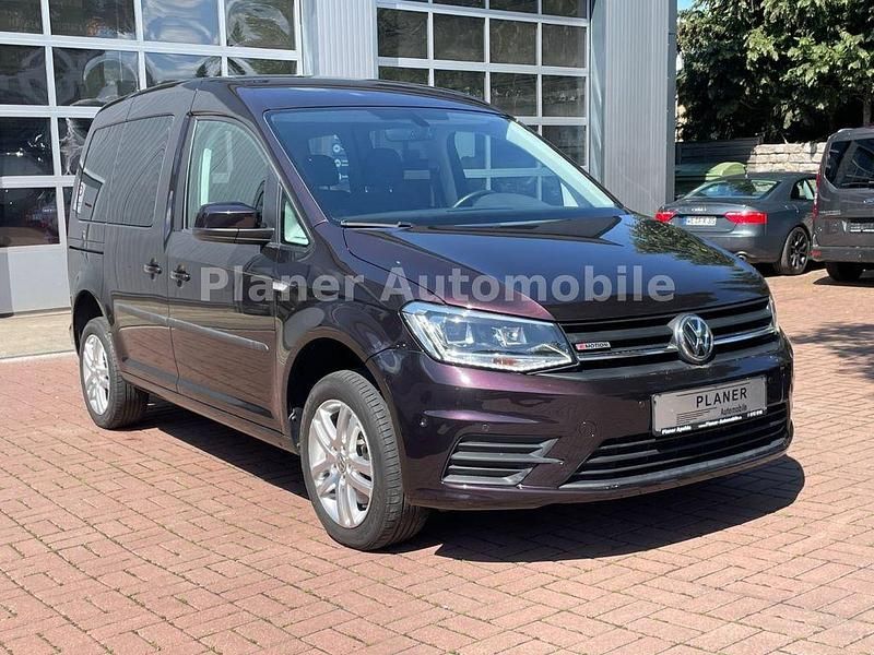Black berry metallic Gebraucht 2016 VW Caddy Trendline Van / Kleinbus | 24.690 € (Fairer Preis) - Bild 1/4