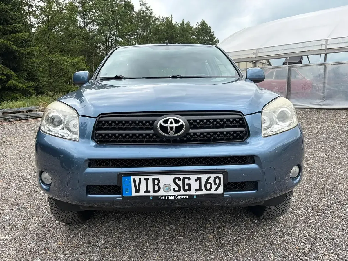 Gebraucht Toyota RAV4 152 PS (111 kW) 2008 Blau SUV