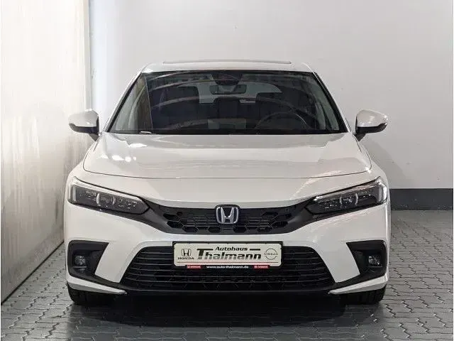 Gebraucht Honda Civic Advance 143 PS (105 kW) 2024 Weiß (metallic) Limousine
