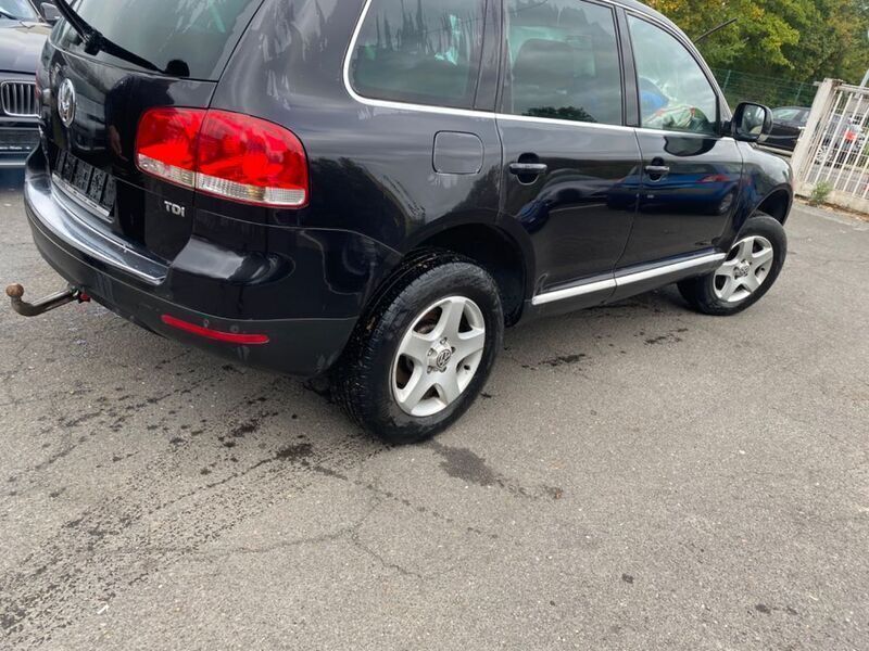 Gebraucht VW Touareg R 174 PS (127 kW) 2005 Schwarz SUV
