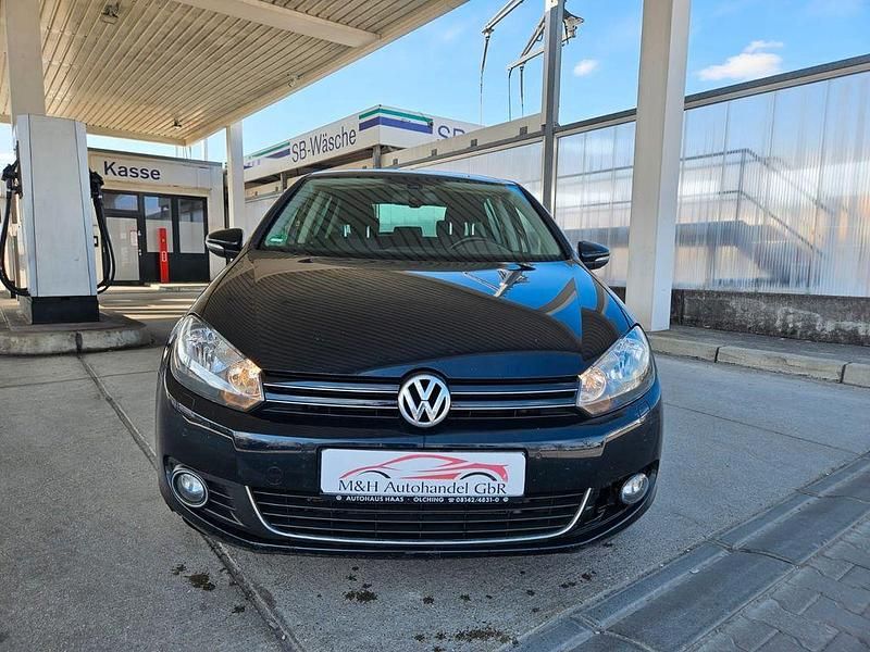 Gebraucht VW Golf VI Style 105 PS (77 kW) 2011 Blau Kleinwagen