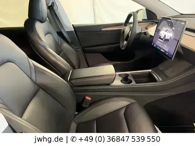 Gebraucht Tesla Model Y RWD 255 kW (347 PS) 2024 Weiß SUV