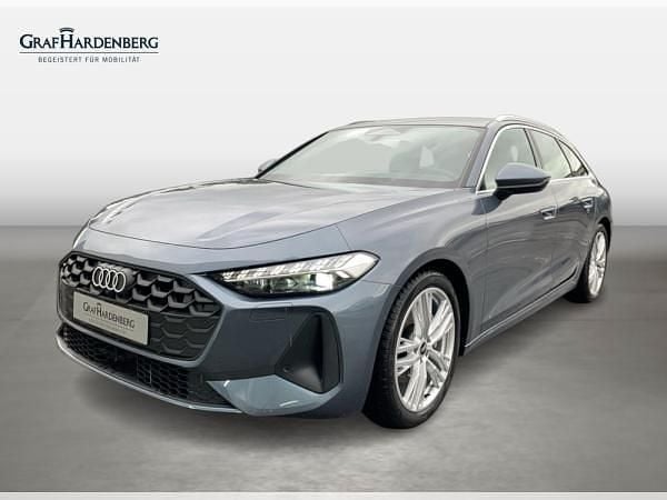Blau (horizontblau) Gebraucht 2025 Audi A5 Ambiente Kombi | 49.980 € (Superpreis) - Bild 1/4