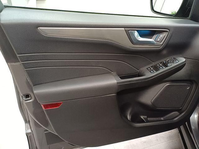 Gebraucht Ford Kuga Titanium 152 PS (111 kW) 2022 Grau SUV