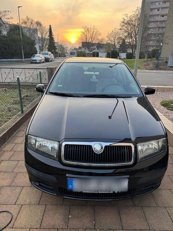 Schwarz Gebraucht 2007 Skoda Fabia Kleinwagen | 1.200 € (Guter Preis) - Bild 1/4