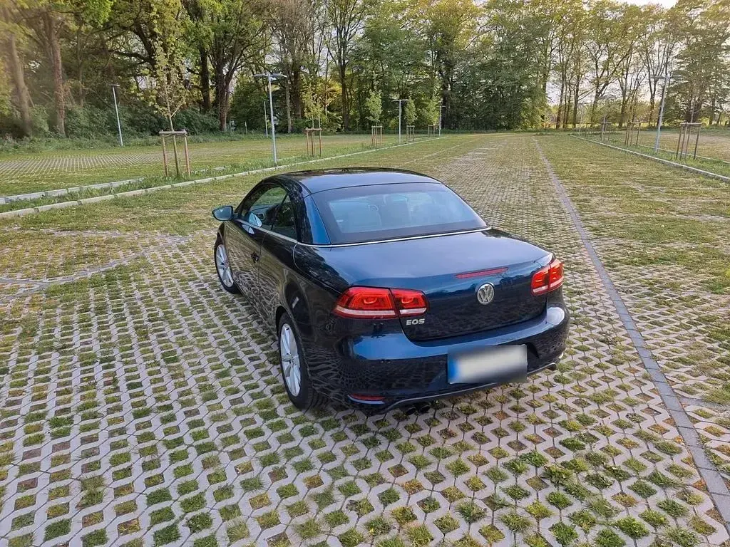 Gebraucht VW Eos 211 PS (155 kW) 2011 Blau Cabrio