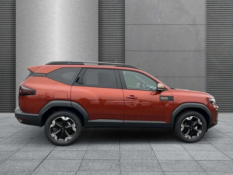 Neu Dacia Bigster Extreme 131 PS (96 kW) 2025 Terracottabraun SUV