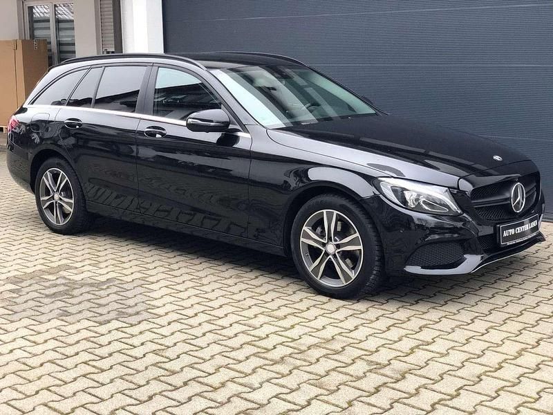 Gebraucht Mercedes C220 170 PS (125 kW) 2017 Schwarz Kombi