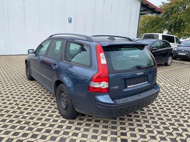 Gebraucht Volvo V50 Kinetic 109 PS (80 kW) 2006 Blau Kombi