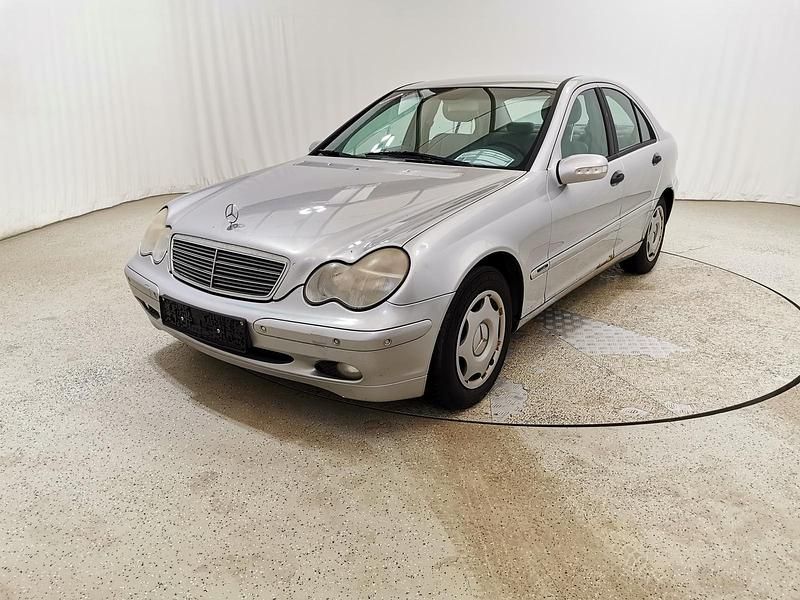 Second-hand Mercedes C220 2003 Argintiu Berlinǎ