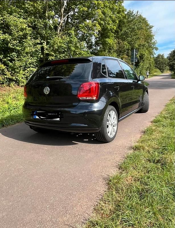 Schwarz Gebraucht 2010 VW Polo Highline Kleinwagen | 5.500 € (Fairer Preis) - Bild 1/4