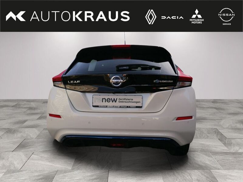Gebraucht Nissan Leaf Tekna 110 kW (150 PS) 2019 Weiß Kleinwagen