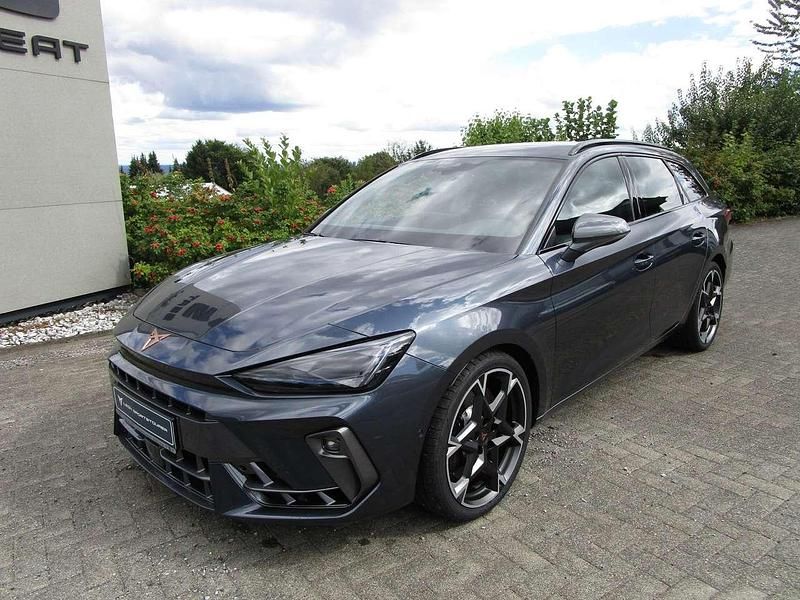 Magnetic grau metallic Neu 2025 Cupra Leon VZ Kombi | 43.500 € (Fairer Preis) - Bild 1/4