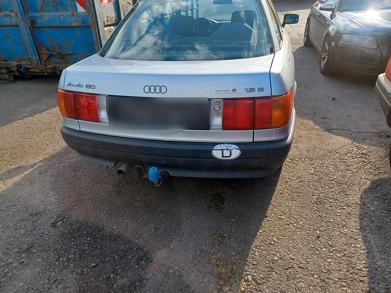 Second-hand Audi 80 90 CP (66 kW) 1989 Berlinǎ