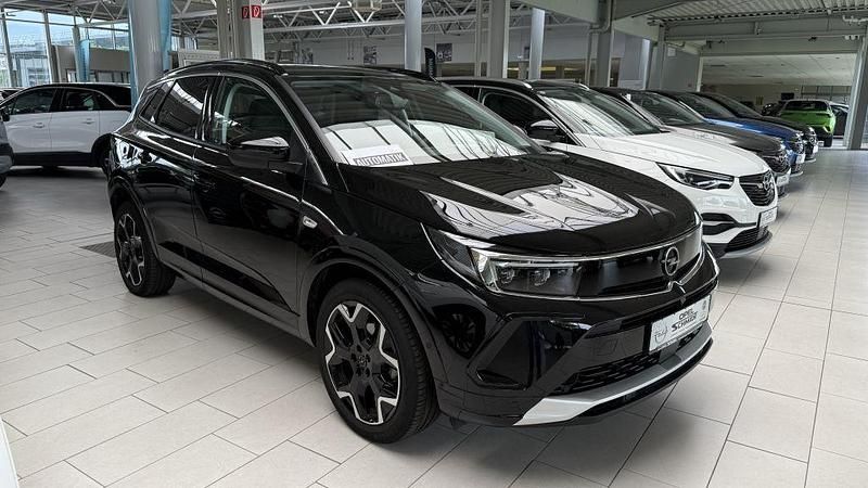 Diamant schwarz metallic Gebraucht 2024 Opel Grandland X Ultimate SUV | 26.390 € (Fairer Preis) - Bild 1/4