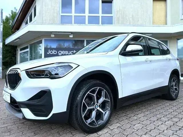 Gebraucht BMW X1 Advantage 136 PS (100 kW) 2020 Weiß SUV