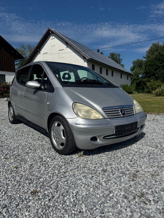 Silber Gebraucht 2002 Mercedes A170 Elegance Van / Kleinbus | 899 € (Guter Preis) - Bild 1/4