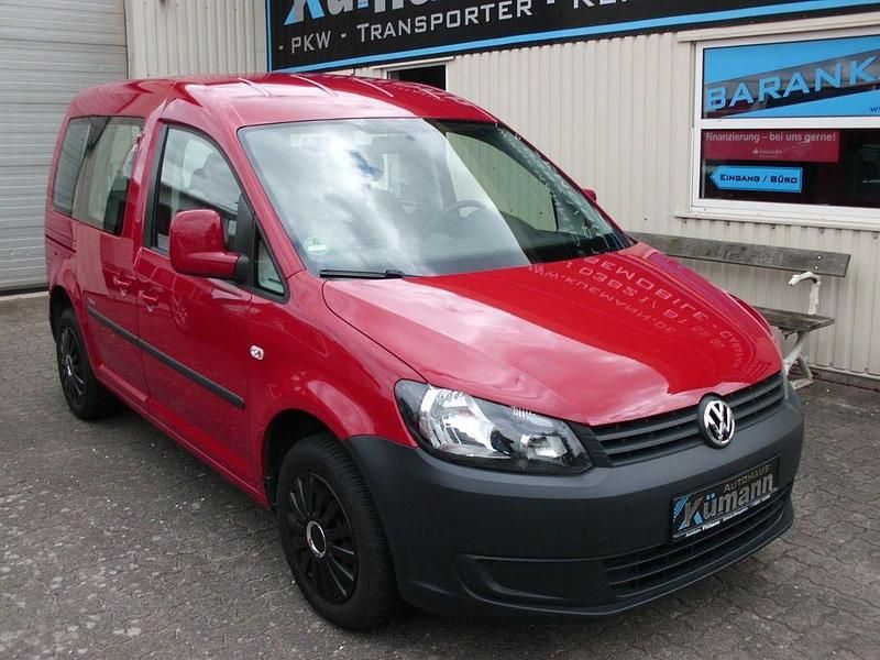 Gebraucht VW Caddy Team 102 PS (75 kW) 2015 Rot Van / Kleinbus