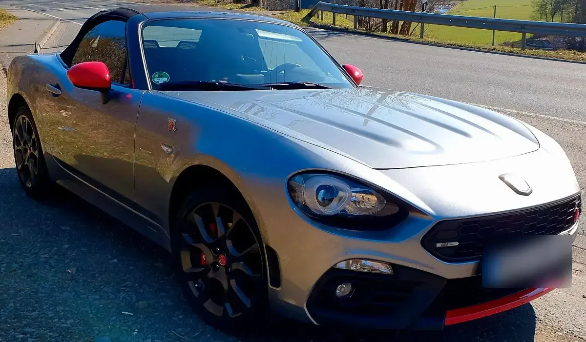 Gebraucht Fiat 124 Spider Abarth 170 PS (125 kW) 2018 Silber Cabrio