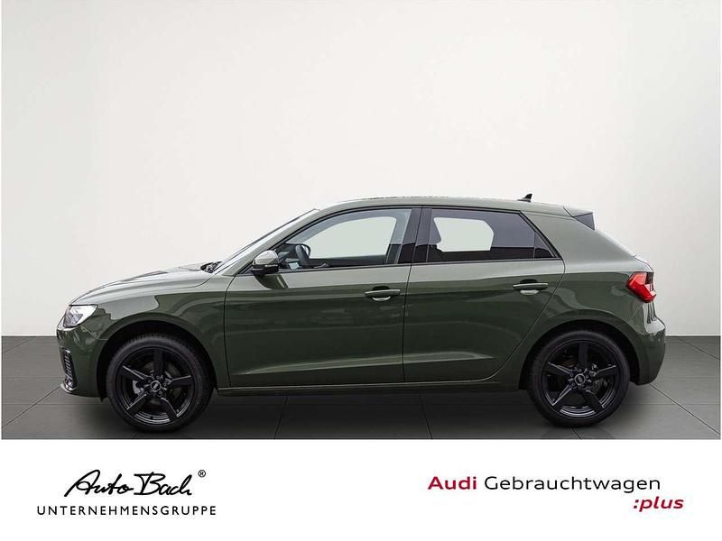 Gebraucht Audi A1 Advanced Plus 116 PS (85 kW) 2025 Distriktgrün metallic Kleinwagen
