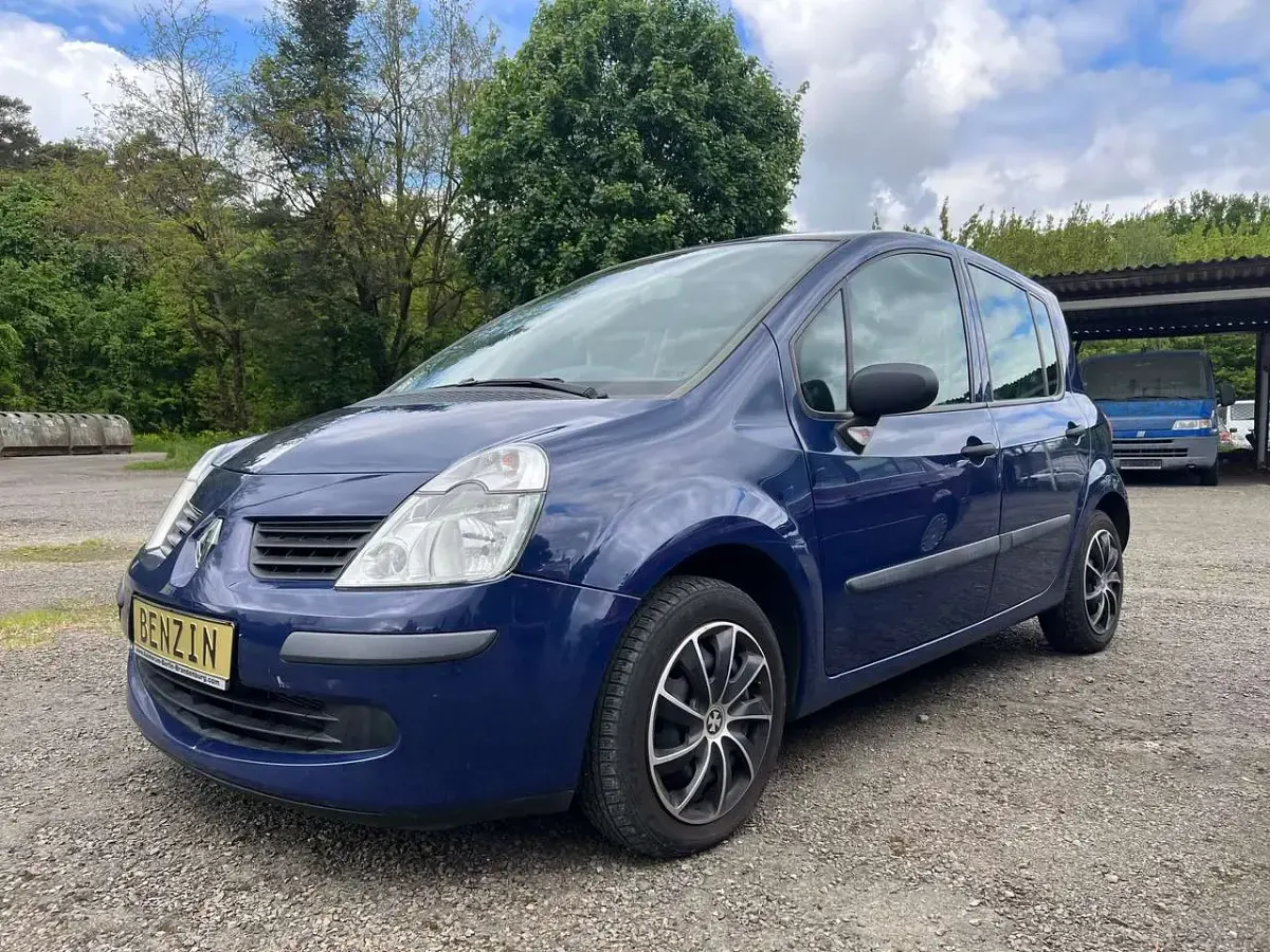 Używany Renault Modus Avantage 75 KM (55 kW) 2007 Niebieski Minivan