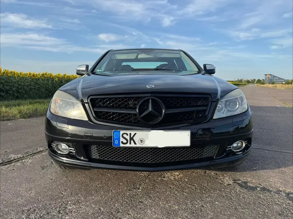 Gebraucht Mercedes C350 Avantgarde 272 PS (200 kW) 2008 Schwarz Limousine