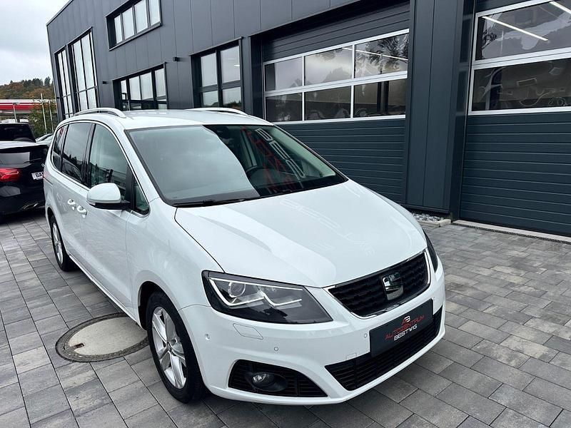 Gebraucht Seat Alhambra XCELLENCE 150 PS (110 kW) 2020 Weiß Van / Kleinbus