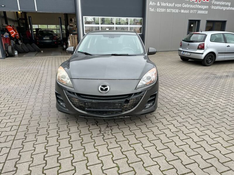 Używany Mazda 3 Exclusive-Line 150 KM (110 kW) 2011 Szary Sedan/Limuzyna