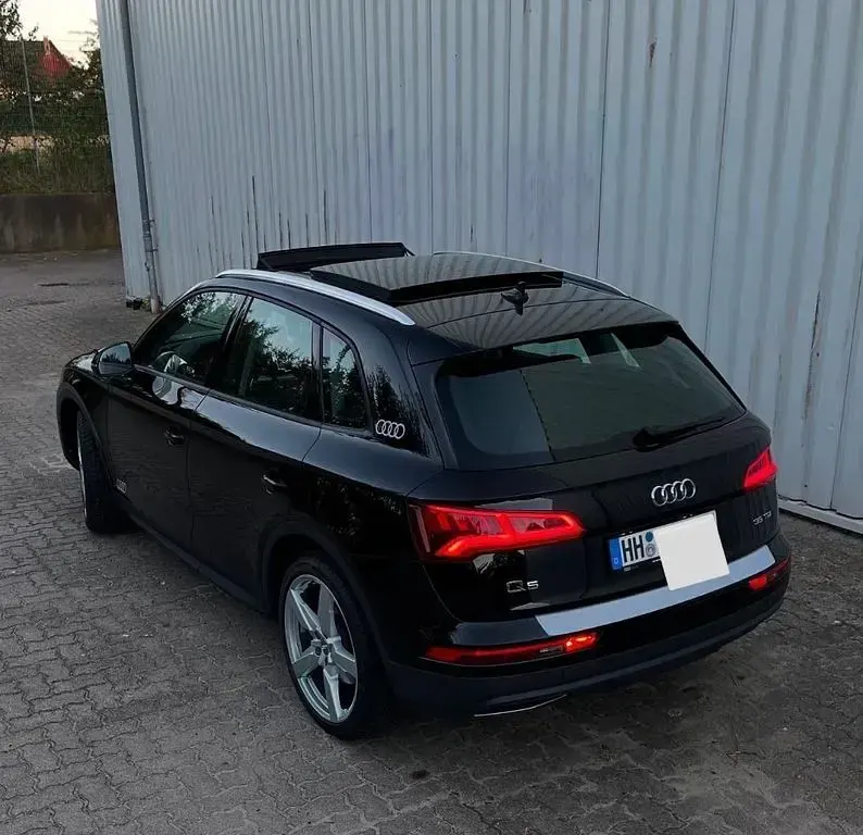 Gebraucht Audi Q5 163 PS (119 kW) 2020 Schwarz SUV