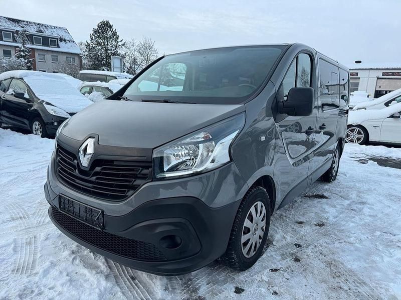 Grau Gebraucht 2015 Renault Trafic Expression Van / Kleinbus | 11.990 € (Superpreis) - Bild 1/4