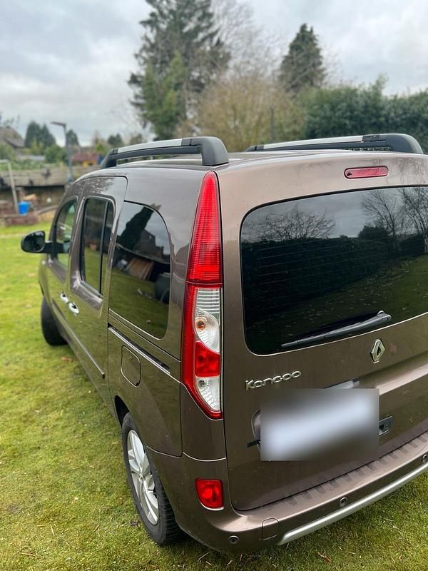 Usata Renault Kangoo 115 CV (84 kW) 2017 Marrone Monovolume