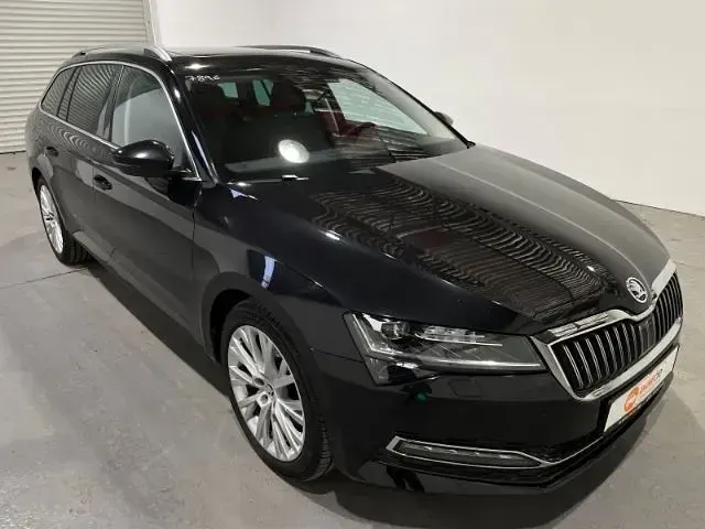 Gebraucht Skoda Superb Style 200 PS (147 kW) 2022 Schwarz Kombi