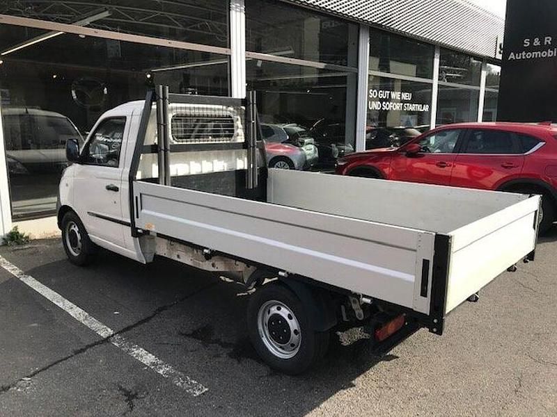 Gebraucht Piaggio Porter 106 PS (77 kW) 2024 Weiß Limousine