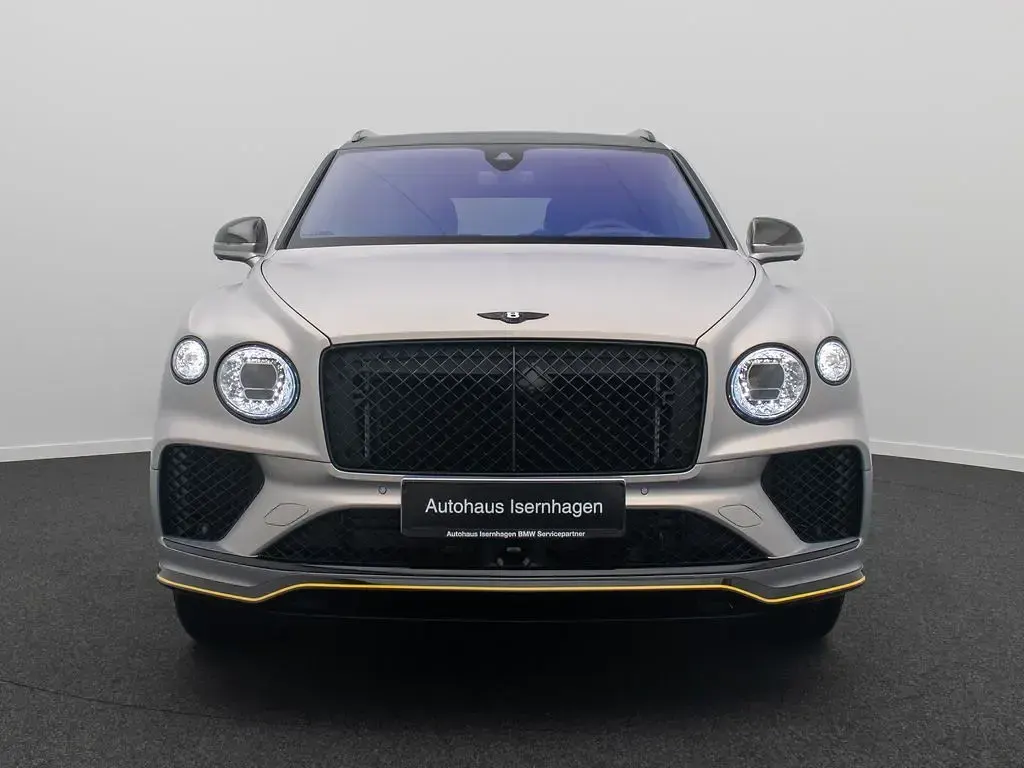 Gebraucht Bentley Bentayga 650 PS (478 kW) 2025 Extreme silver satinby mullin SUV