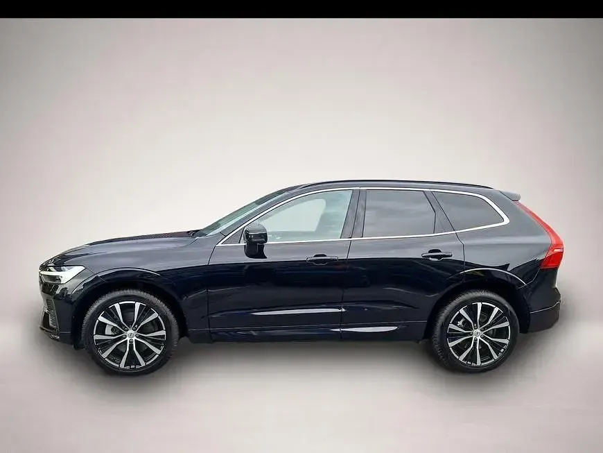 Gebraucht Volvo XC60 Core 197 PS (144 kW) 2023 Manufacturer SUV