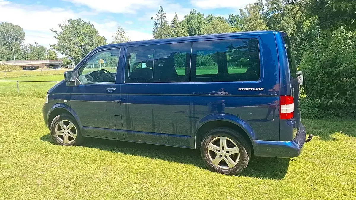 Gebraucht VW Multivan Startline 130 PS (95 kW) 2008 Blau Van / Kleinbus