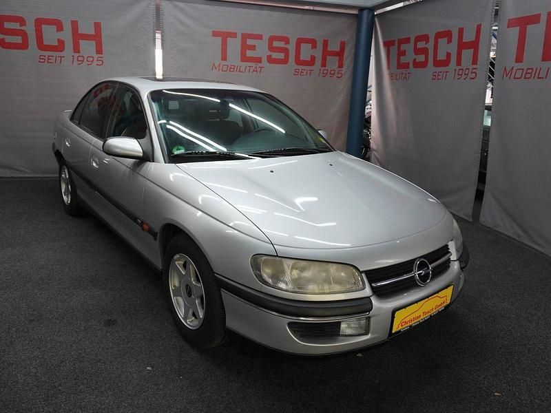 Gebraucht Opel Omega 170 PS (125 kW) 1996 Silber Limousine