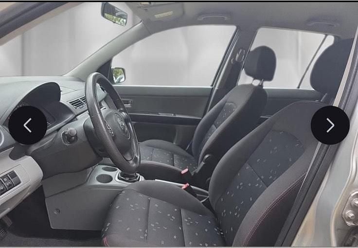 Gebraucht Mazda 2 80 PS (58 kW) 2003 Silber Kleinwagen