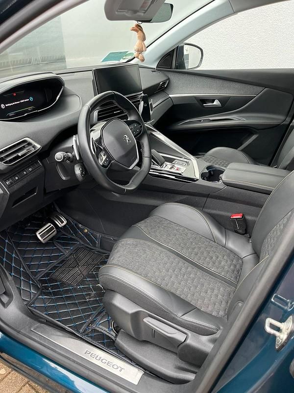 Gebraucht Peugeot 3008 GT 181 PS (133 kW) 2021 Blau SUV