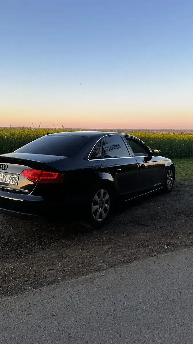 Używany Audi A4 211 KM (155 kW) 2011 Czarny Sedan/Limuzyna