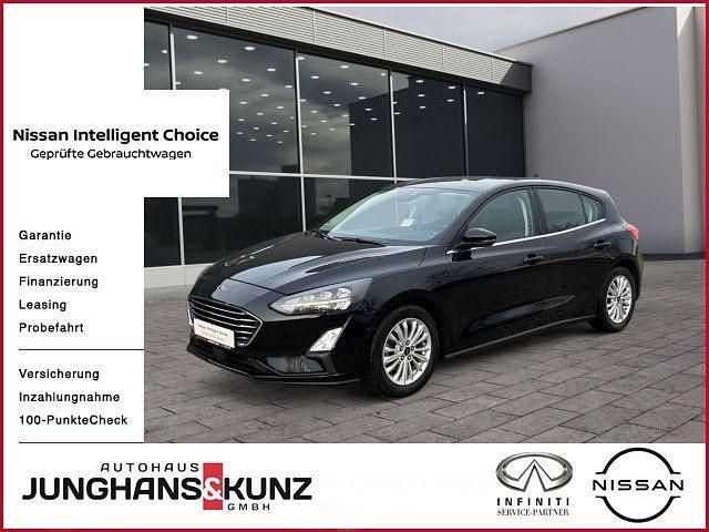 Gebraucht Ford Focus Titanium 120 PS (88 kW) 2020 Obsidianschwarz metallic Limousine