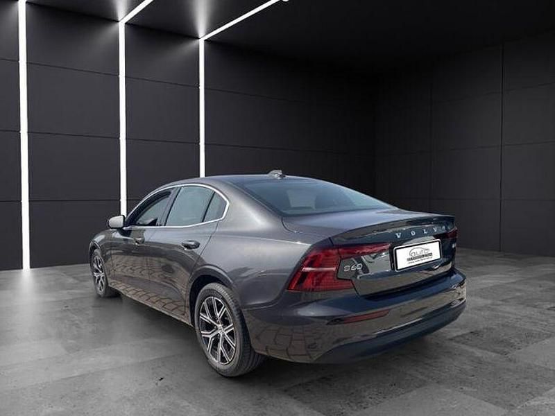 Gebraucht Volvo S60 Plus 197 PS (144 kW) 2024 Grau Limousine