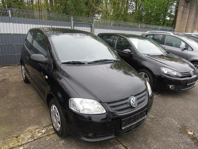 Gebraucht VW Fox Style 60 PS (44 kW) 2011 Ebenholzschwarz Kleinwagen