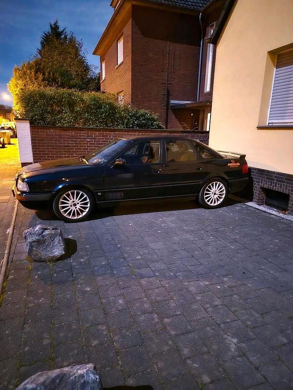 Second-hand Audi 80 150 CP (110 kW) 1993 Albastru Berlinǎ