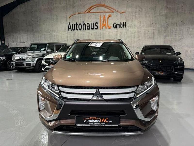 Gebraucht Mitsubishi Eclipse Cross Spirit 163 PS (119 kW) 2021 Braun SUV