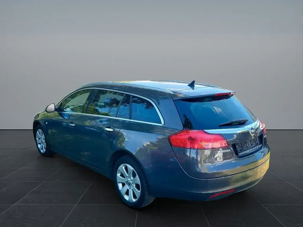 Gebraucht Opel Insignia Innovation 131 PS (96 kW) 2013 Grau Kombi