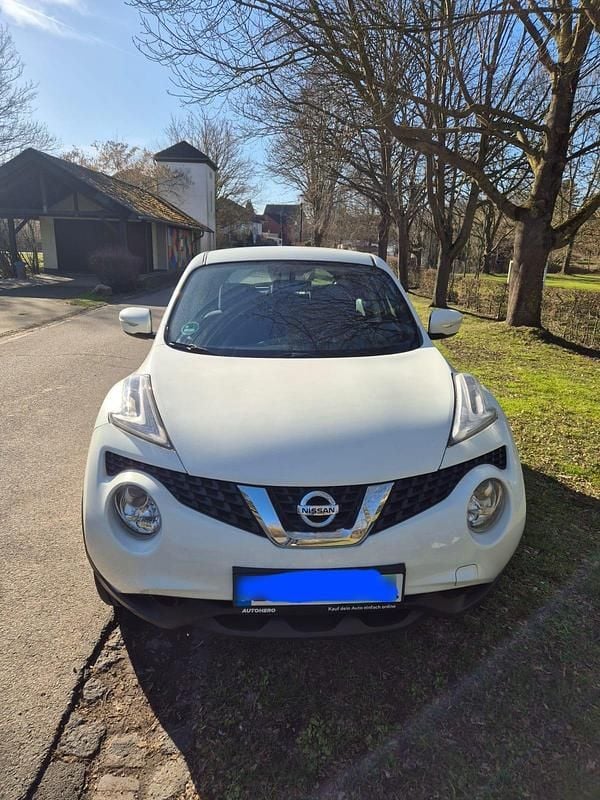 Gebraucht Nissan Juke Visia 95 PS (69 kW) 2015 Weiß SUV