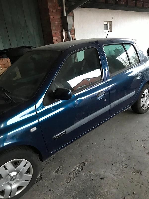 Gebraucht Renault Clio II 75 PS (55 kW) 2003 Blau Kleinwagen